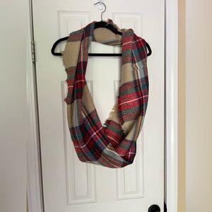 Scarf plaid green red beige blue yellow navy lightweight fall Christmas